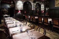 Mit Gruppen essen in Amsterdam Holland