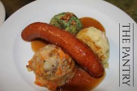 Hausgemachte Gerichte der niederländischen Küche essen in Amsterdam
