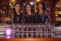 Auch Weinliebhaber können sich auf das indonesische Restaurant in Sneek freuen